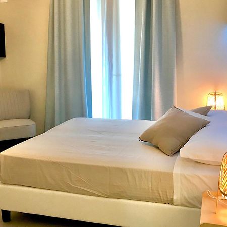 Esmeralda'S Rooms Porto San Paolo  Ngoại thất bức ảnh