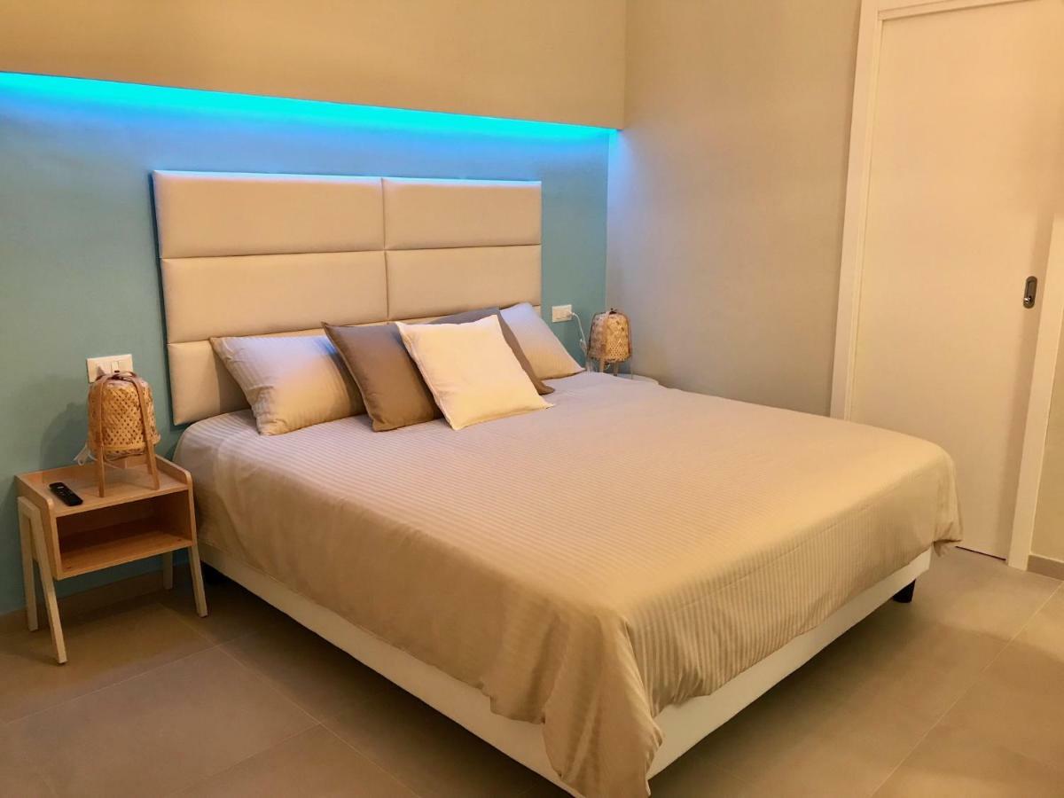 Esmeralda'S Rooms Porto San Paolo  Ngoại thất bức ảnh