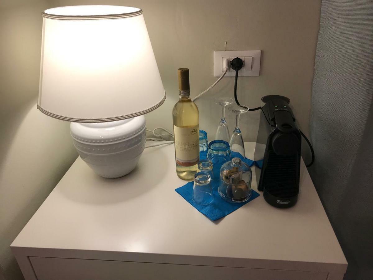 Esmeralda'S Rooms Porto San Paolo  Ngoại thất bức ảnh