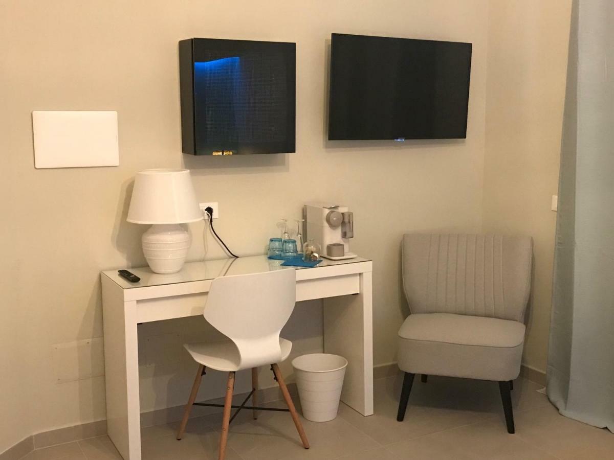 Esmeralda'S Rooms Porto San Paolo  Ngoại thất bức ảnh