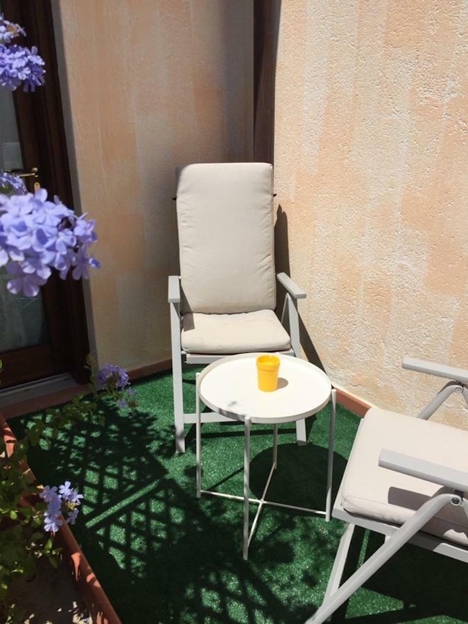 Esmeralda'S Rooms Porto San Paolo  Ngoại thất bức ảnh