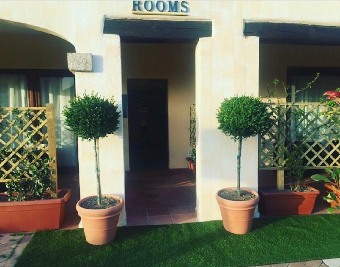 Esmeralda'S Rooms Porto San Paolo  Ngoại thất bức ảnh