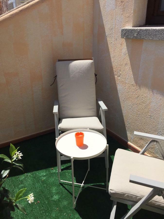 Esmeralda'S Rooms Porto San Paolo  Ngoại thất bức ảnh