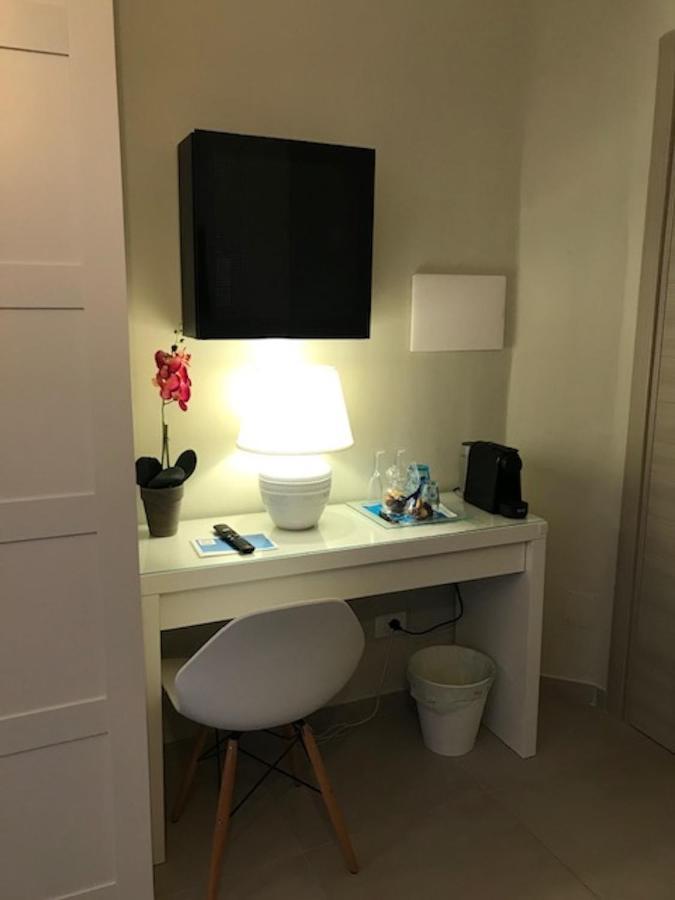 Esmeralda'S Rooms Porto San Paolo  Ngoại thất bức ảnh